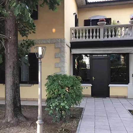 Maison D'Hotes * Cologne