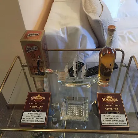 Maison D'Hotes בית הארחה Cologne